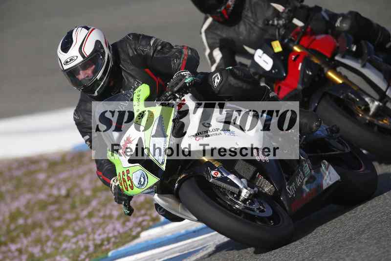 /Archiv-2024/02 29.01.-02.02.2024 Moto Center Thun Jerez/Gruppe gruen-green/965